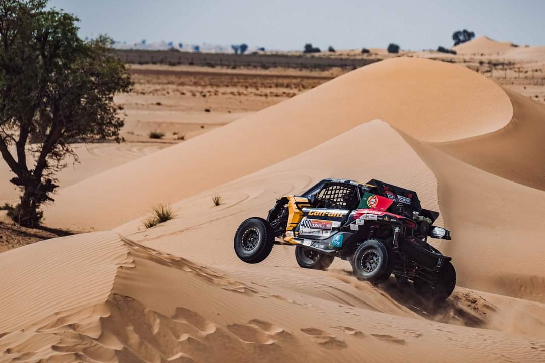 SOUTH RACING CAN-AM TEAM’S SOUSA LEITE AND FERREIRA STORM TO T3 AND T4 VICTORIES AT DUBAI INTERNATIONAL BAJA