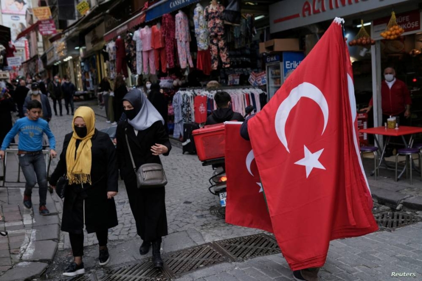 تركيا : 67 % ار