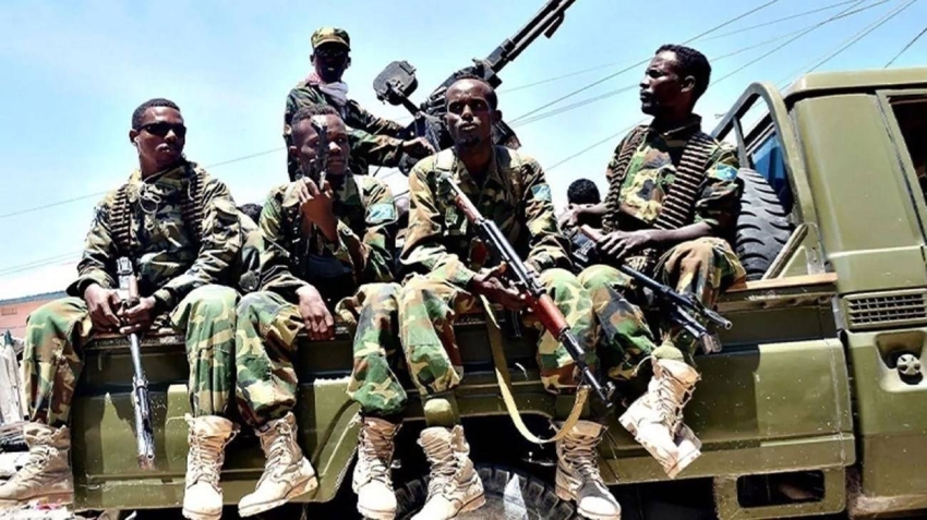الصومال .. الجيش يقضي على (9) عناصر إرهابية بقرية &quot; تفلو&quot;