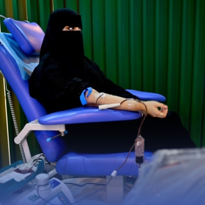 مفاهيم خاطئة تمنع النساء من التبرع بالدم
