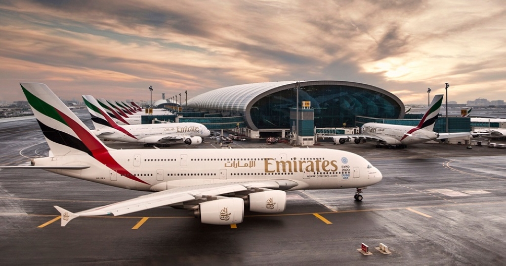 مطارات دبي: تحو