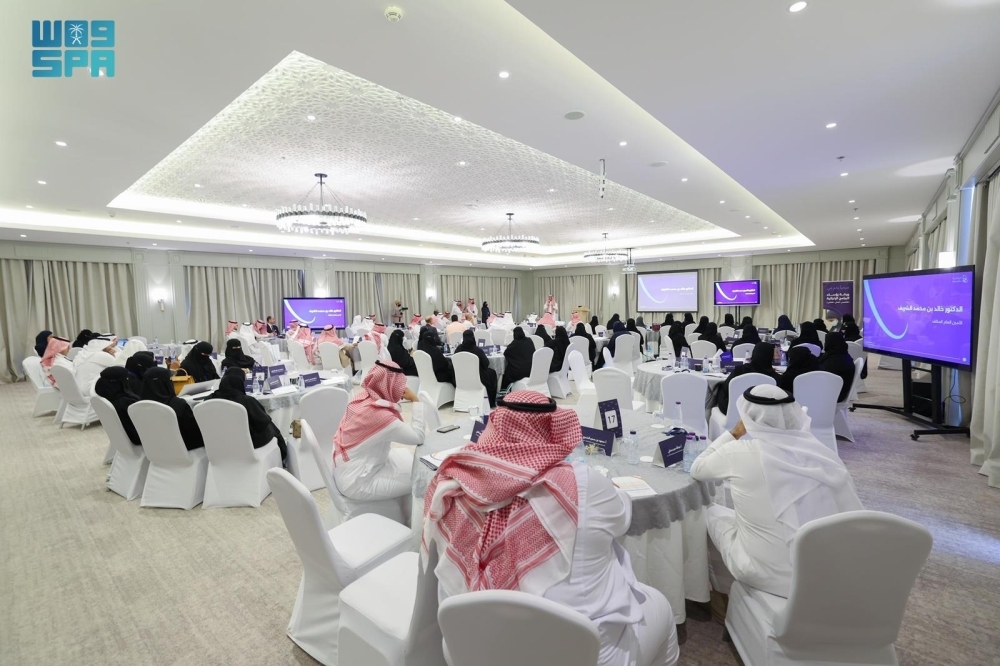 100 برنامج إثرا