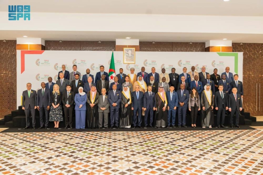 وزير المالية ير